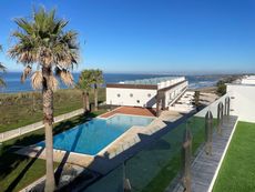 Surfcamp Deluxe – Retreat in Portugal